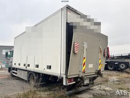 MAN TGL 12.210 4x2 box truck with full side opening