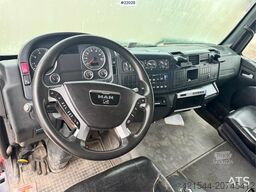 MAN TGL 12.210 4x2 box truck with full side opening