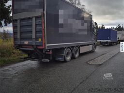 Volvo FH540 6x2 box truck w/ recently replaced clutch