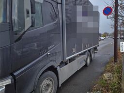 Volvo FH540 6x2 box truck w/ recently replaced clutch