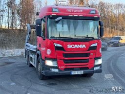 Scania P450 6x2 lift dumper with only 282,000 km