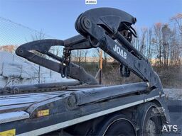 Scania P450 6x2 lift dumper with only 282,000 km