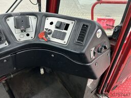 Terberg YT 182 / Cummins / Allison / 2012 / Terminal Tr...