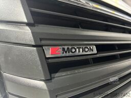 VOLKSWAGEN CRAFTER 2,0 TDI 4 MOTION KAMERA KLIMA AHK RAMPE