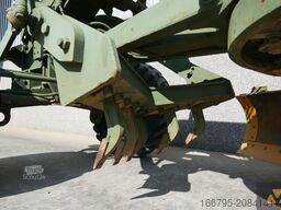 Caterpillar 130G Ex-army