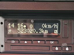 M.A.N. 26.470 TGX GM 6X2/4 ADR