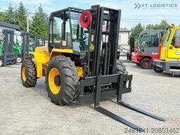 JCB 940 / TRIPLEX 4500 / FREE-LIFT NEW TIRES