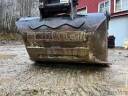 Caterpillar 312DL Excavator with tiltrotator and 2 buckets