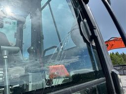 Hitachi ZX225 USR LC-6 Tracked Excavator w/ Rototilt, Grad