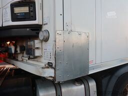 Schmitz Cargobull SKO 24 Doppelstock Trennwand Carrier Vector 1950