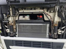VOLVO FH 480 Kühler mit Kühlanhänger, LBW+Türen