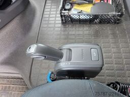 VOLVO FH 480 Kühler mit Kühlanhänger, LBW+Türen