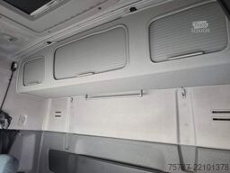 VOLVO FH 480 Kühler mit Kühlanhänger, LBW+Türen