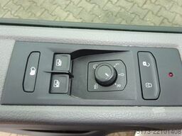 VOLKSWAGEN T6.1 Transporter Kasten 150PS FWD KR Klima AHK