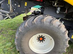 New Holland CR 9070