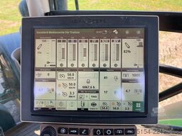 John Deere 6215R