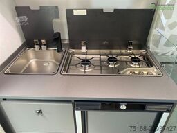 FENDT Apero Activ 390 FH Modell 2026 / 1700 kg / Brent