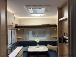 FENDT Bianco Activ 550 SD Modell 2026 / 2000 kg / Pine