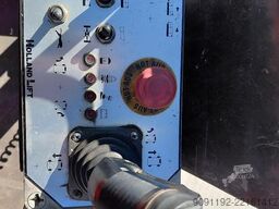 Holland Lift N-195EL12