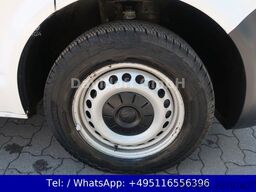 VOLKSWAGEN T6.1 Transporter Kasten lang FWD / Klima / PDC