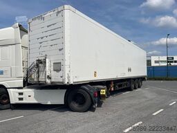 Schmitz Cargobull SAF AXLES, DISC BRAKES, VERY GOOD TIRES
