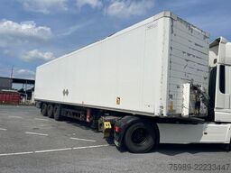 Schmitz Cargobull SAF AXLES, DISC BRAKES, VERY GOOD TIRES