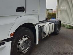 Mercedes-Benz Actros 1843