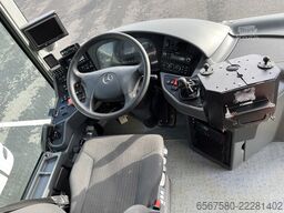 Mercedes-Benz Intouro