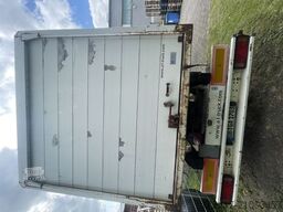 SCHMITZ CARGOBULL ZWF 18 Tandem BDF WECHSELER+KOFFER HOCHGEKUPPELT