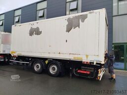 SCHMITZ CARGOBULL ZWF 18 Tandem BDF WECHSELER+KOFFER HOCHGEKUPPELT