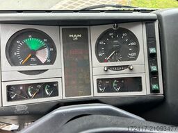 MAN 14.224  Handschaltung 6 Zylinder