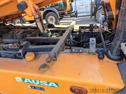 AUSA Ausa   TASK M 250  H X 4 / Winterdienst