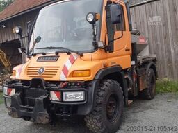 UNIMOG U 300  Winterdienst