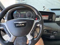 MAN TGL  12.220