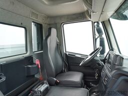 Iveco Stralis 310 E6 / 120 tho.km! / crane 15m
