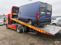 MAN TGM 4x2 tow truck w/ 6 seats, tow boom and Isoli b