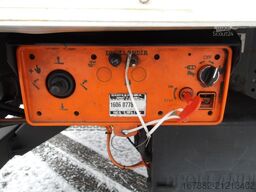 MercedesBenz Antos 1836 4x2 Closed Box, double floor