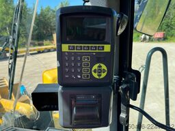 Komatsu WA500-6 Central Lubrication | Scale