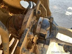 Komatsu WA500-6 Central Lubrication | Scale