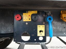 SCHMITZ CARGOBULL SCB*S2 Kasten Disk Brakes 2 achsen Portaltüren