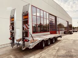 Möslein TT 31  31 t Tridem- Tieflader 3 Achs, 8 m LadeflächeNeufahrzeug