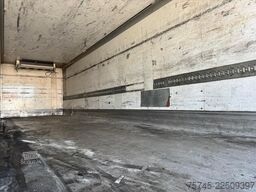 MERCEDES-BENZ ANTOS 2536 KÜHLKOFFER / LBW / CARRIER / 9,00M /