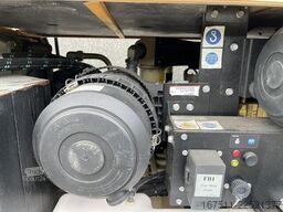 Doosan 7 / 73