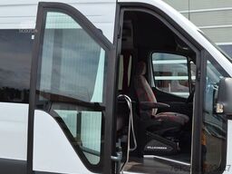 MERCEDES-BENZ 515 Sprinter 22 Schlafsessel Vorlauffahrzeug