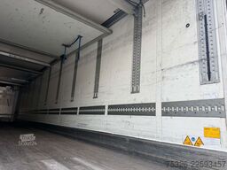 SCHMITZ CARGOBULL SKO 24/L - 13.4 FP 45, Carrier MT 2x Trennwand