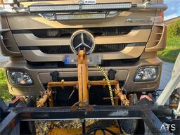 Mercedes-Benz Actros 2848 6x4 snow rigged hook truck w/ 20t hook