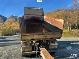Scania G480 6x4 snow rigged tipper truck w/ two sets of t