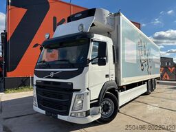Volvo FM 330 6x2*4 Carrier Supra 1250 Mt / BOX L=9663 mm