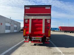 Kel-Berg Curtainsider / Planenauflieger / Gardin
