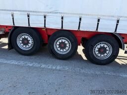 Kel-Berg Curtainsider / Planenauflieger / Gardin